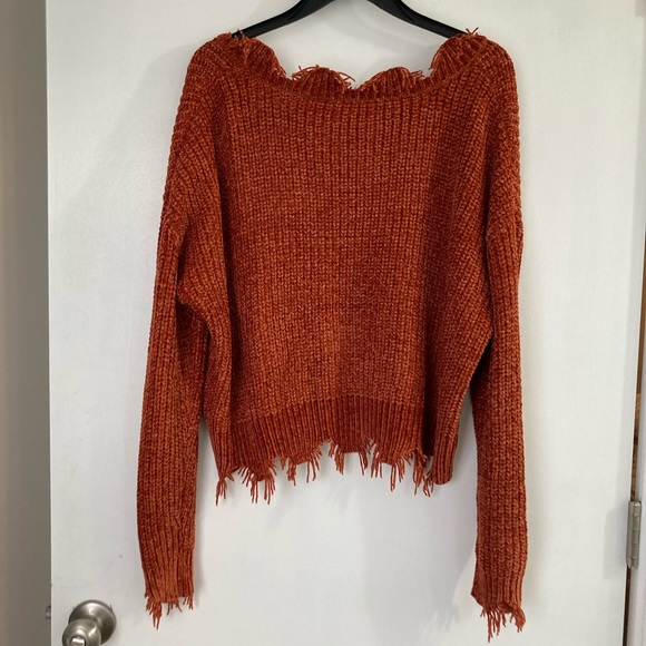 NWOT 🎀 Belle Du Jour Destructed Sweater - Picture 2 of 13